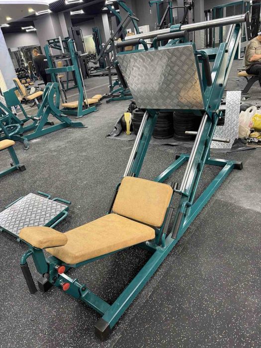 Тренажёры Interstletika, комплект. Сведение разведение, жим лёжа, тяга