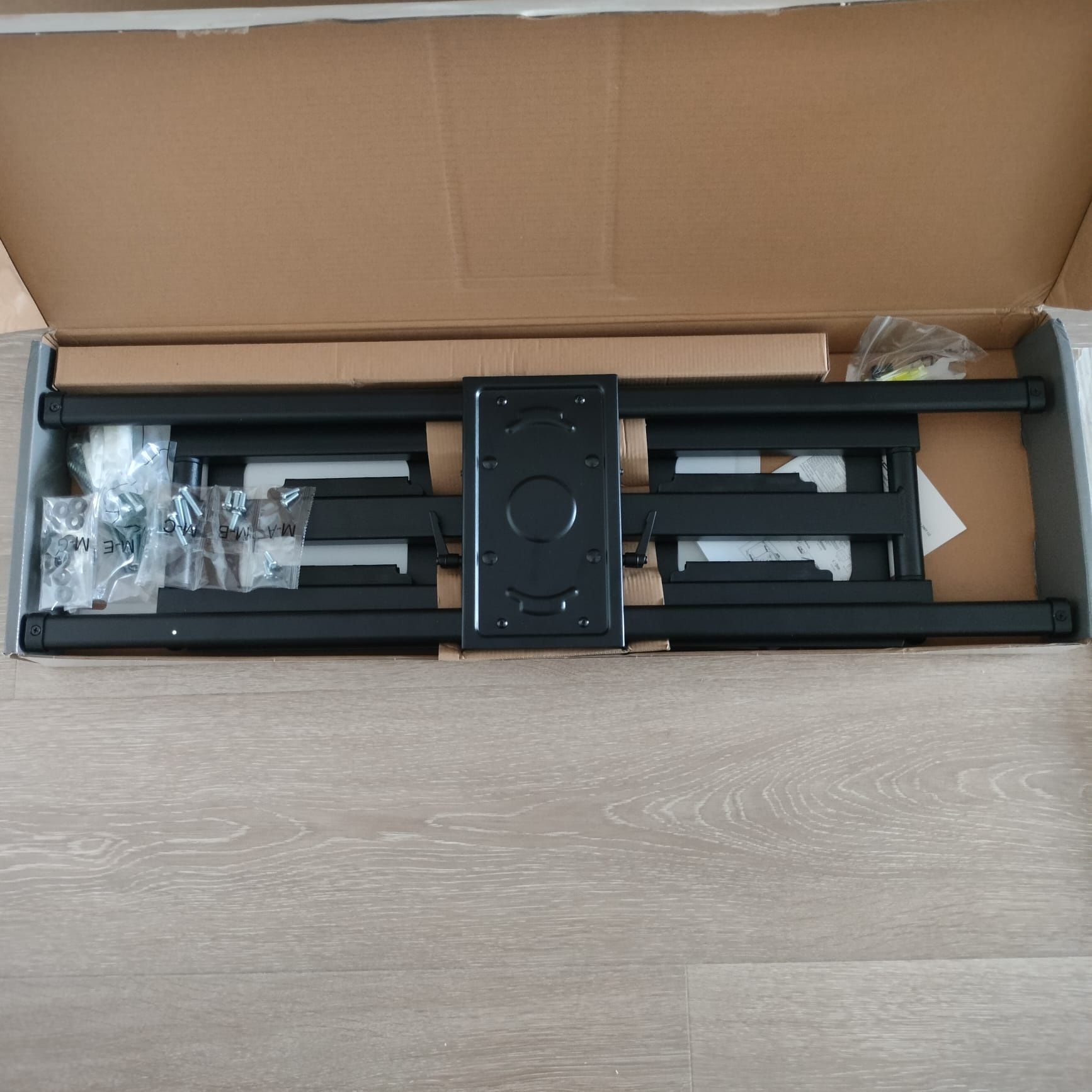 Uchwyt Arkas LCW290TCZ od 50" do 90" Max 80kg