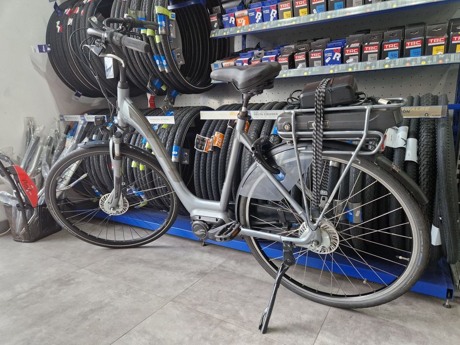 Rower elektryczny Giant Elegance