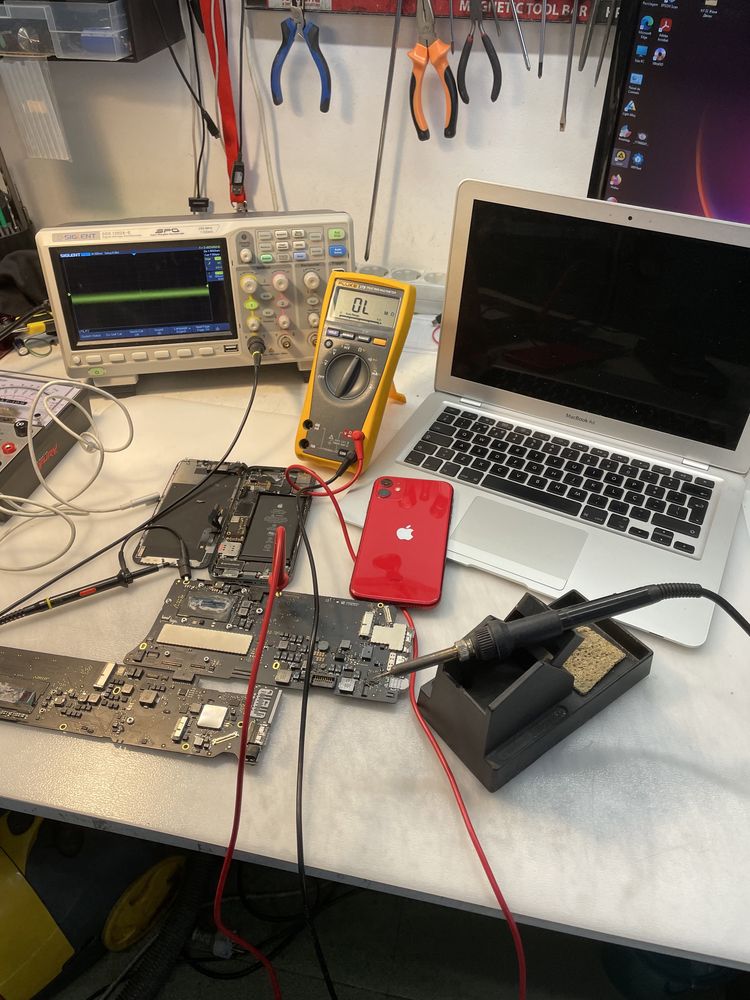 Reparação IPhone , IMac , MacBook. Reparações Multimarca