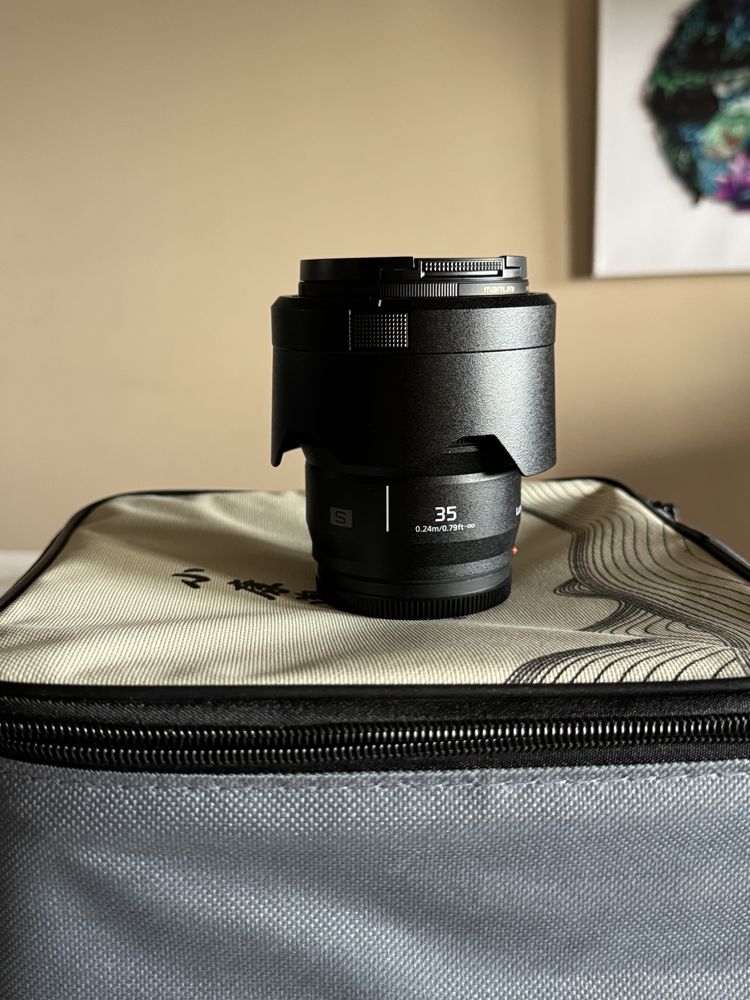 Panasonic lumix S 35mm f/1.8