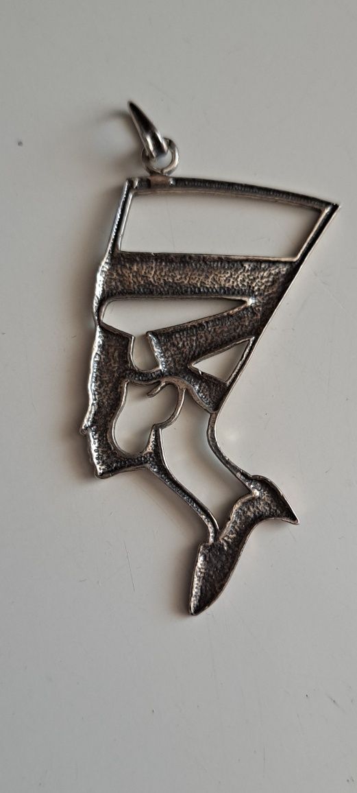 Srebrna zawieszka Nefretete 7 cm