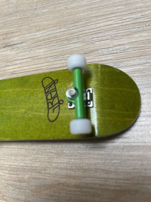 Finger board Grand zielona