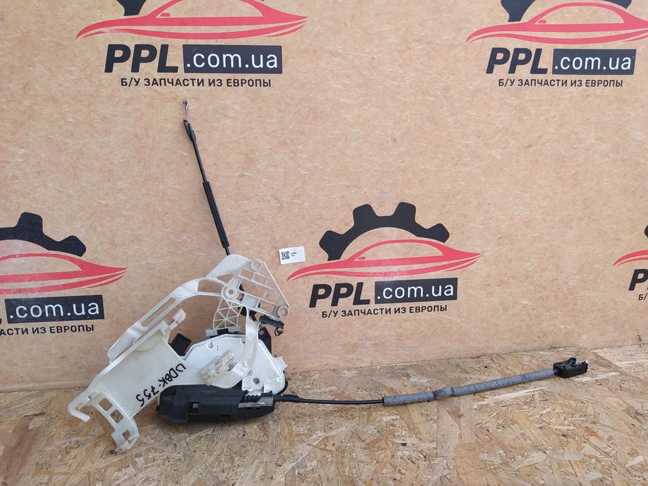 VW Tiguan 07-16 замок двери задний правый 6 pin 5N0839016D