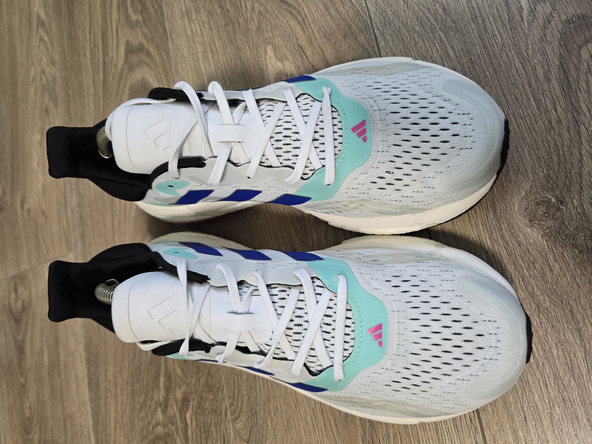 Adidas SolarBoost 4