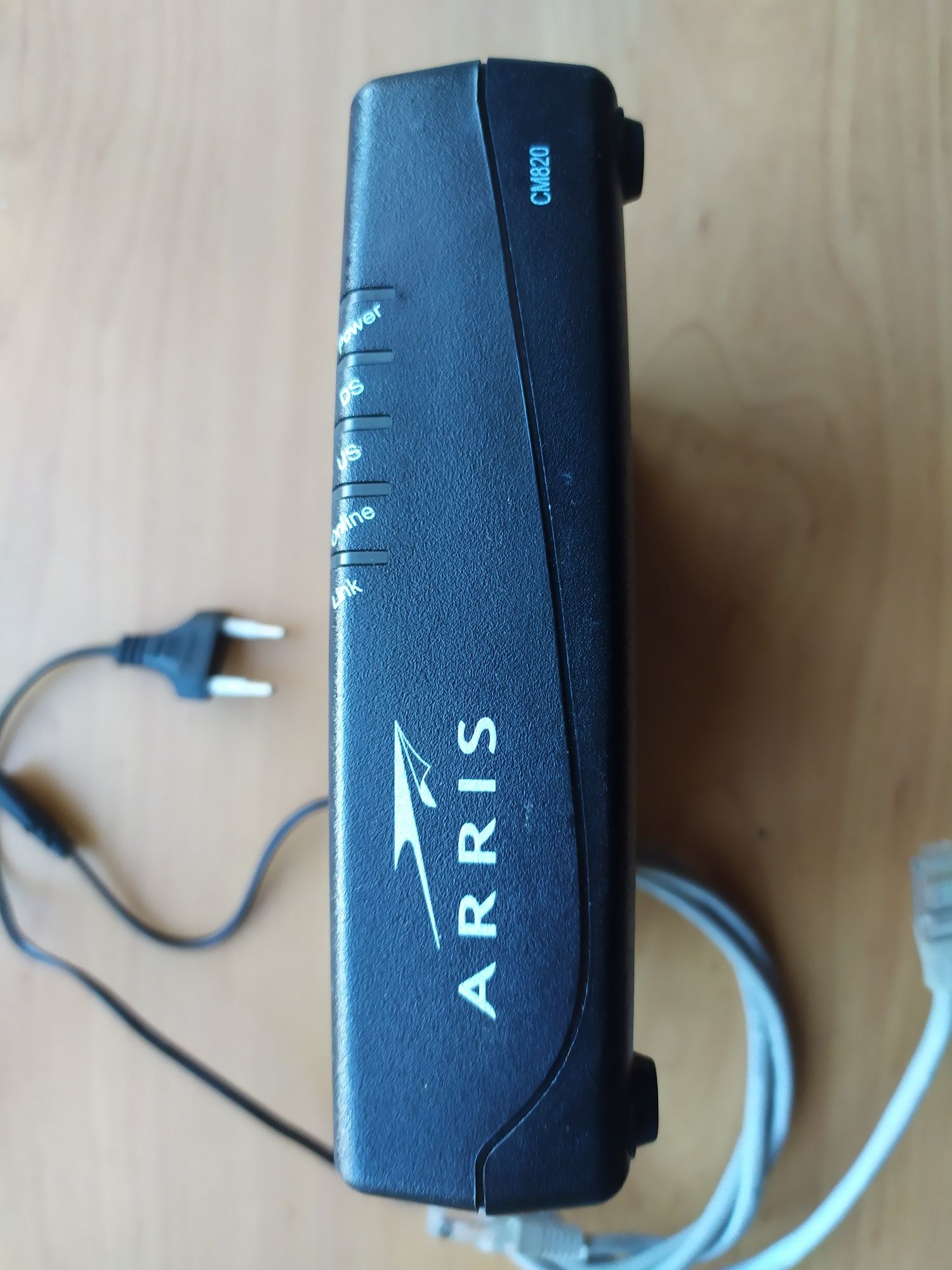 Кабельный модем ARRIS модель СМ820В