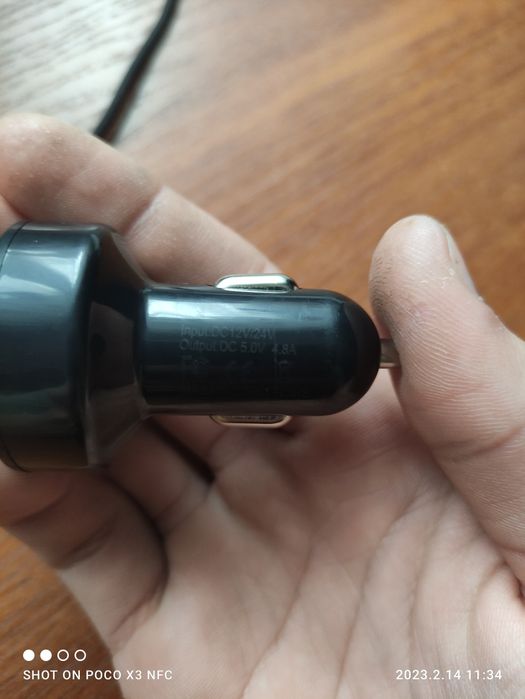 Автомобільний адаптер 12/24v