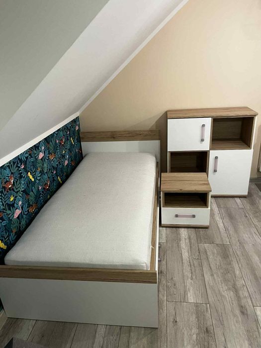 Komplet mebli do pokoju dziecięcego - łóżko, stelaż, komoda, kontener