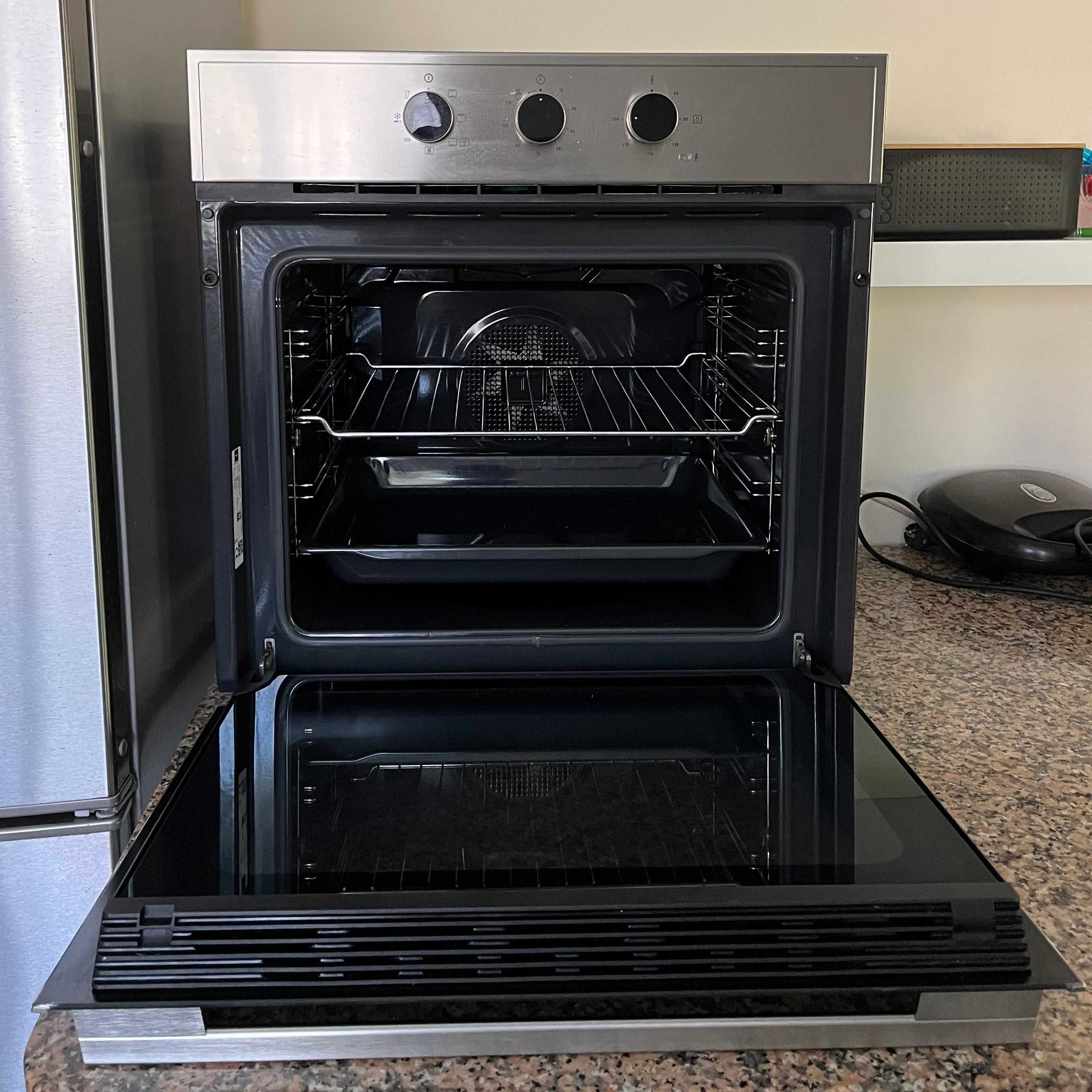 Forno Teka HBB 605 SS 70L Classe A