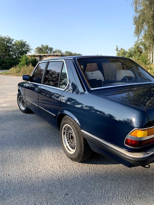 Продам BMW e28 акула