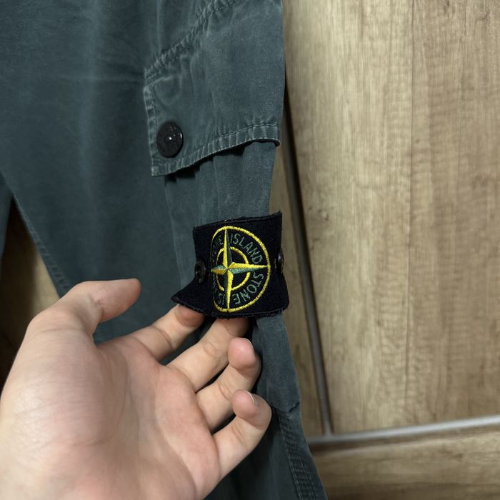 Оригінальні чоловічі штани карго Stone Island з патчем