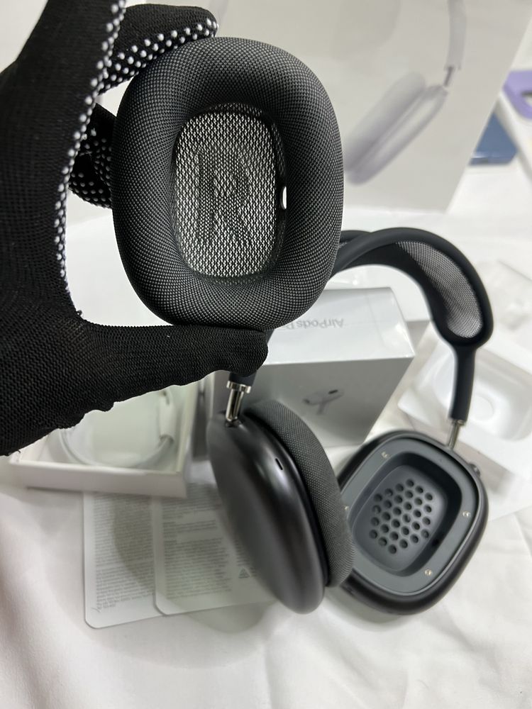 Airpods Max ( Space Grey)