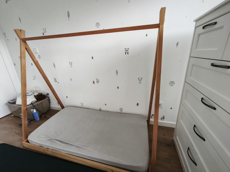 Cama Montessori com colchão