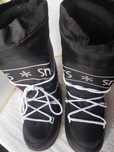 Снегоходы.Snow boots.