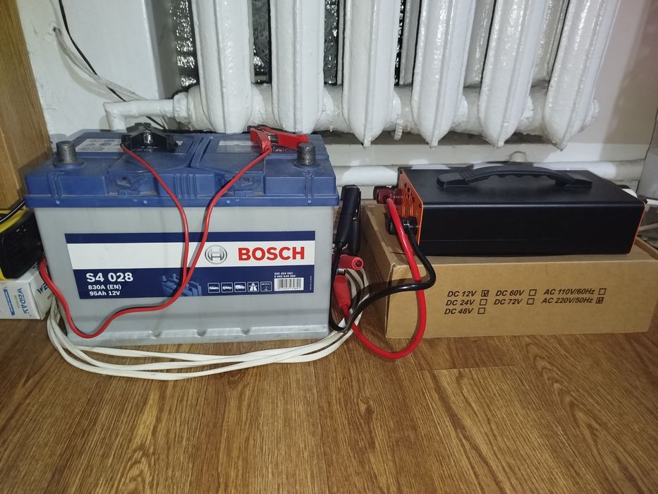 Продаю инвертор на 3000 ват.