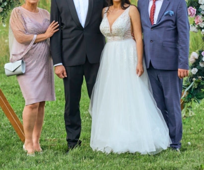 Sprzedam uroczą sukienkę