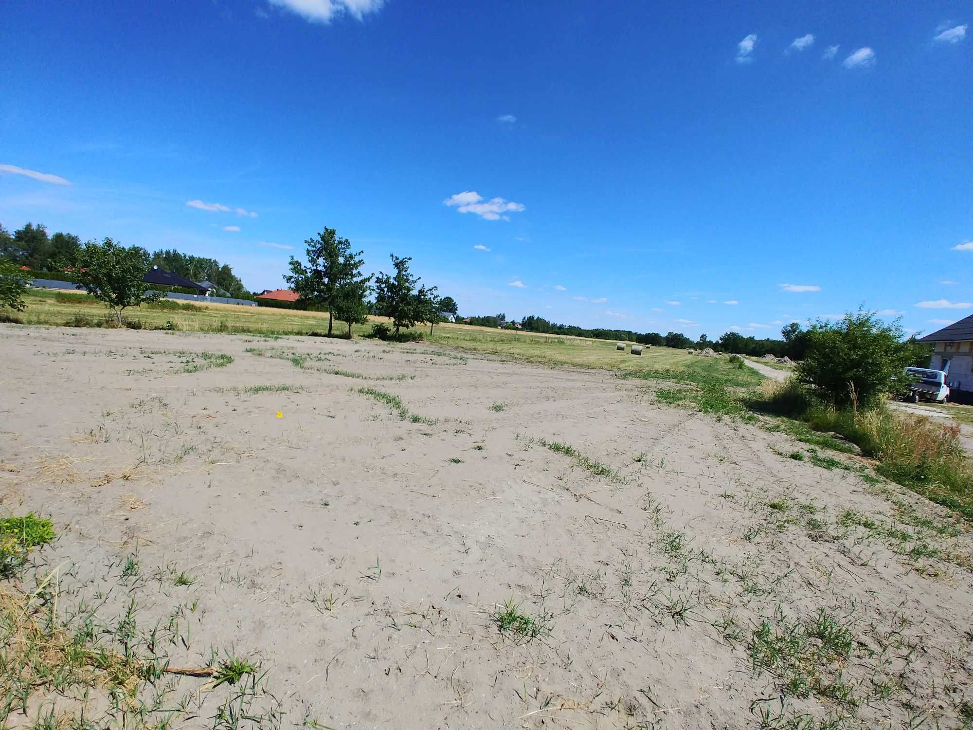 Działka budowlana 1200 m2 teren zabudowy mieszkaniowej jednorodzinnej
