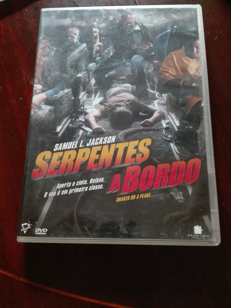 Serpentes a bordo