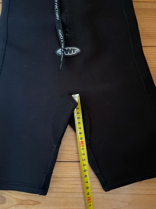 Гідрокостюм неопреновий 3 мм на 6 та 7-8 років