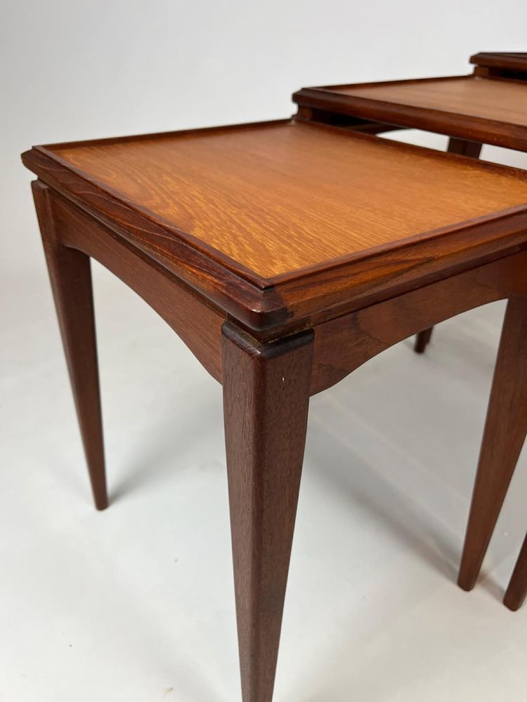 Mesas de encaixe mid century