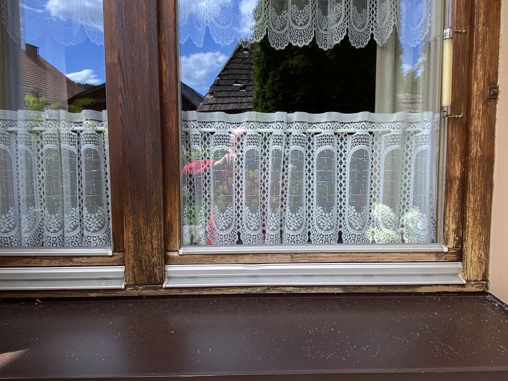 3 okna drewniane, uzywane z fabryki Kobiór.