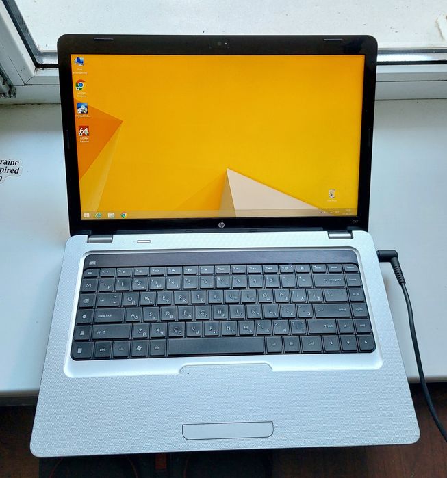 Ноутбук Hp 15.6/i3 4×2.2 Ггц/8gb/320gb