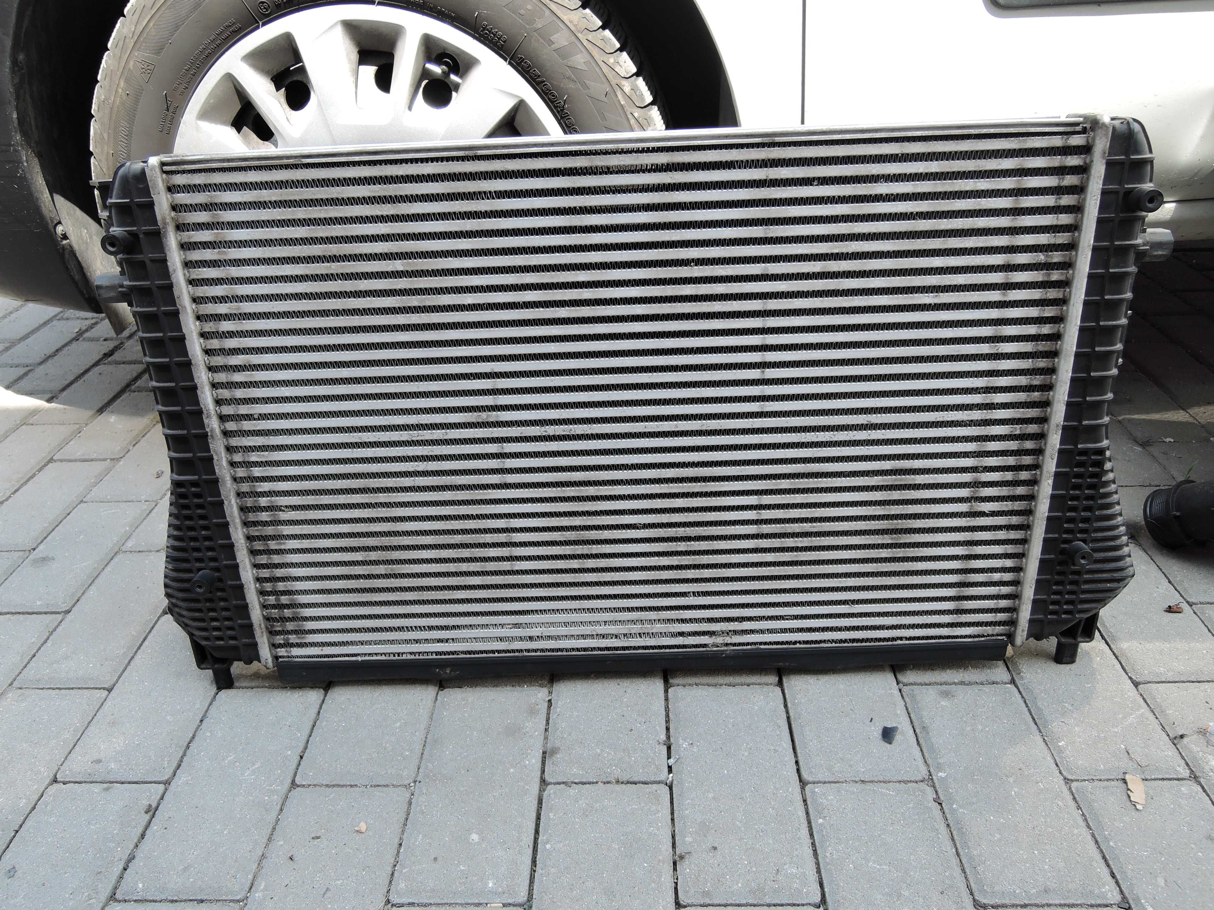 Intercooler Audi s3 8p VW Seat Skoda 2.0TFSI 1K0.145.803.BE