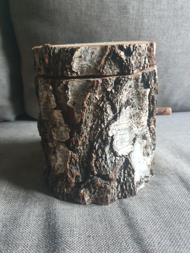 Domek drewniany budka dla ptaków