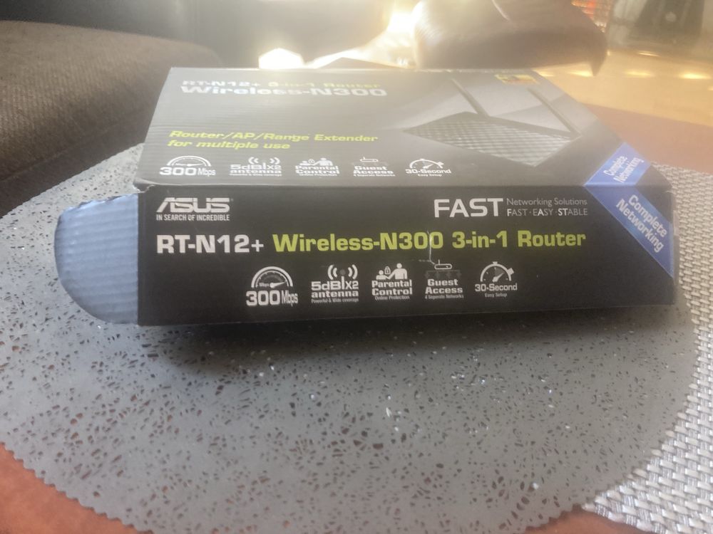 Sprzedam ruter Asus Fast .Easy.Stable