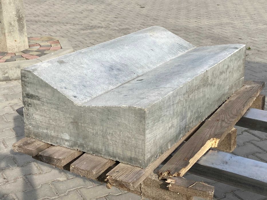 Шлакоблок 29 грн Дорожный бордюр 290 грн  Магистральный лоток Б1-20-50