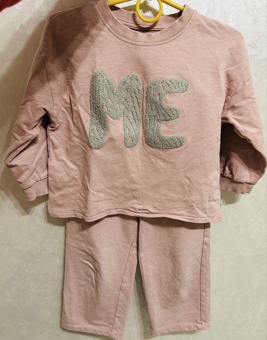Костюм для дівчинки від Reserved