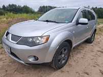 Mitsubishi Outlander Mitsubishi Outlander stan bdb zadbany garażowany.