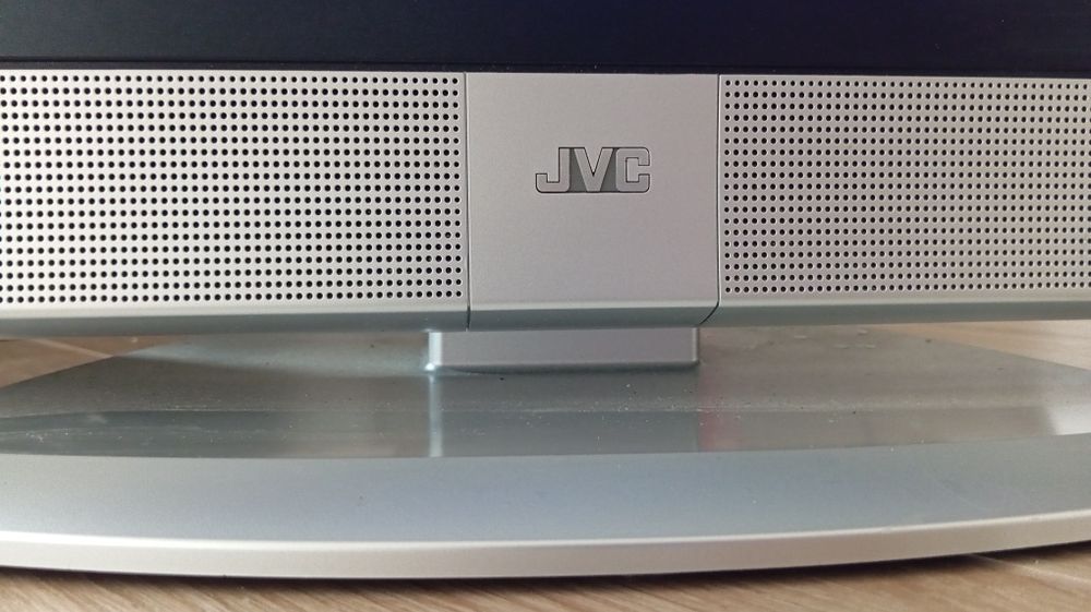 Monitor JVC srebrny