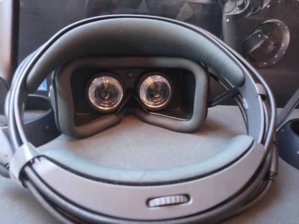 Gogle vr Asus mixed reality