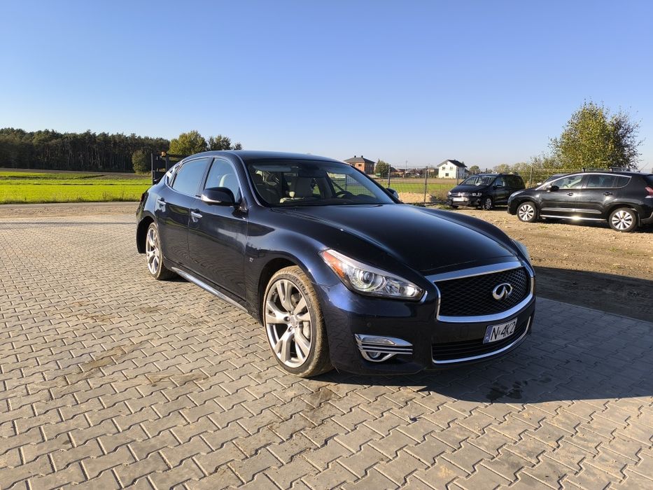 Infiniti Q70 Long 3.7 piękny lekko uszk okazja