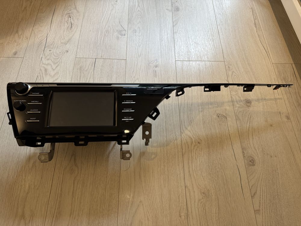 Toyota Camry VIII 2018+ radio 86140  33C80