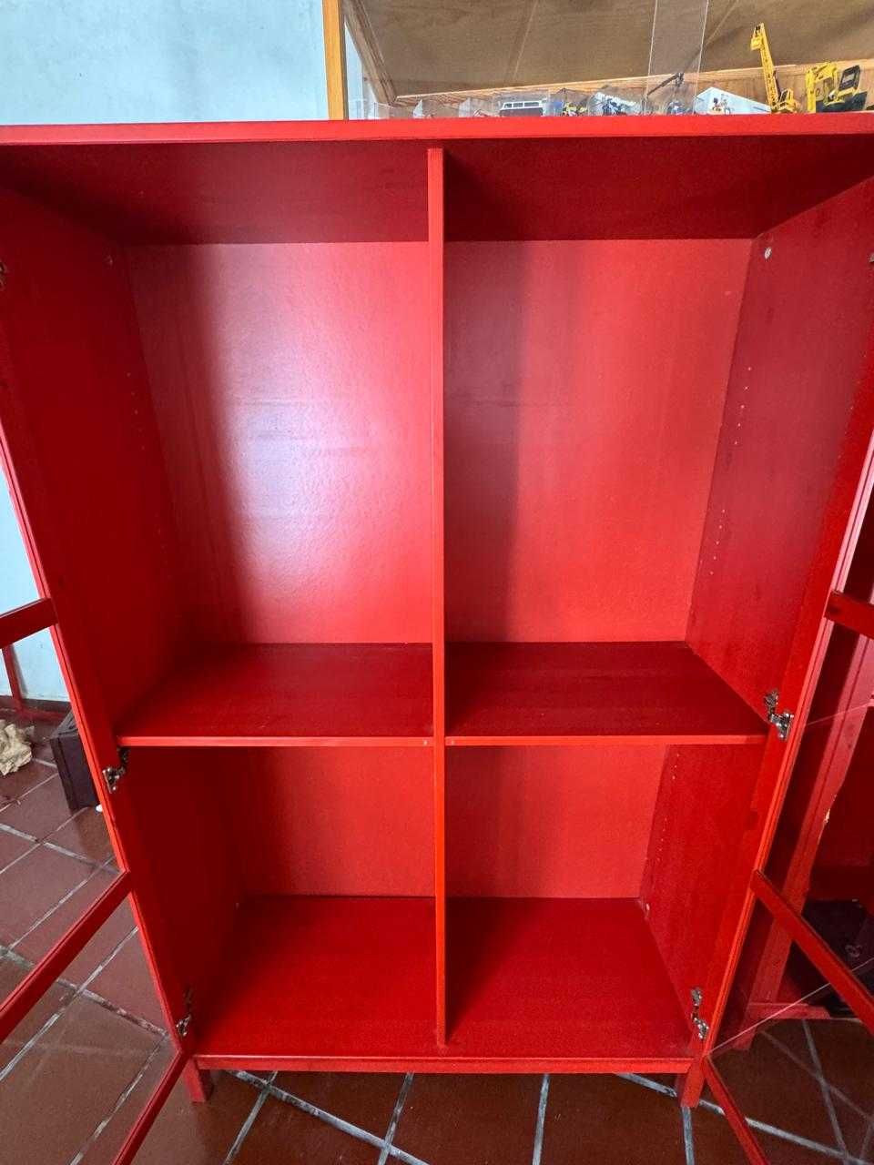 Estante em pinho c/portas de vidro, vermelho