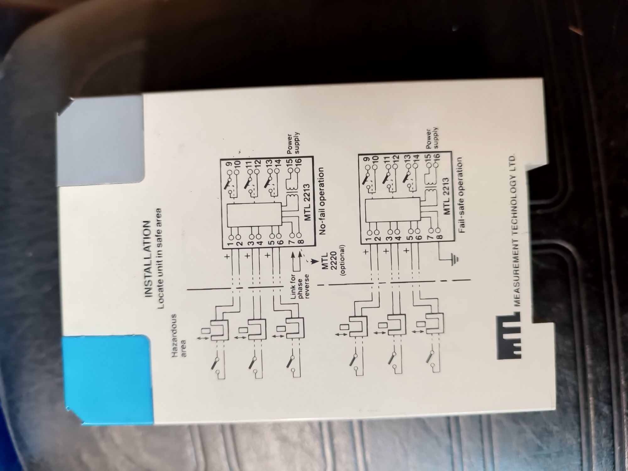 Eaton MTL2213 Zasilanie230VAC 3 kanałowy przełącznik/detektor zblizeni