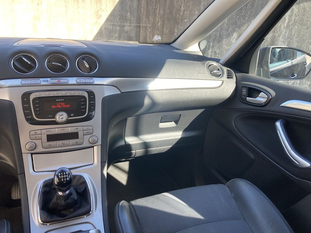 Ford S Max 1,8 tdci  titanium
