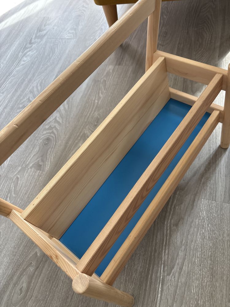 Półka na książeczki dla dzieci ikea