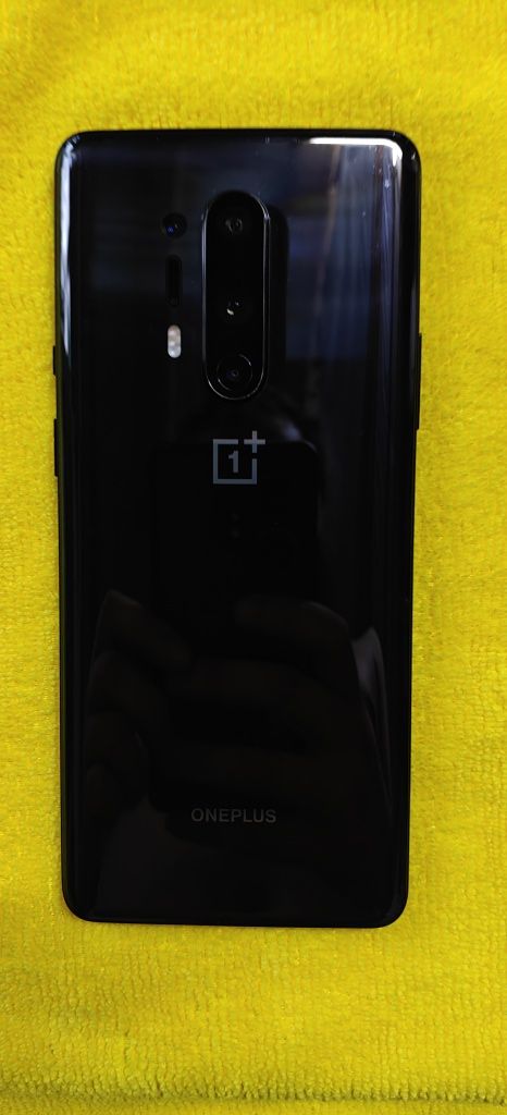 OnePlus 8 pro 8/128 з дефектом