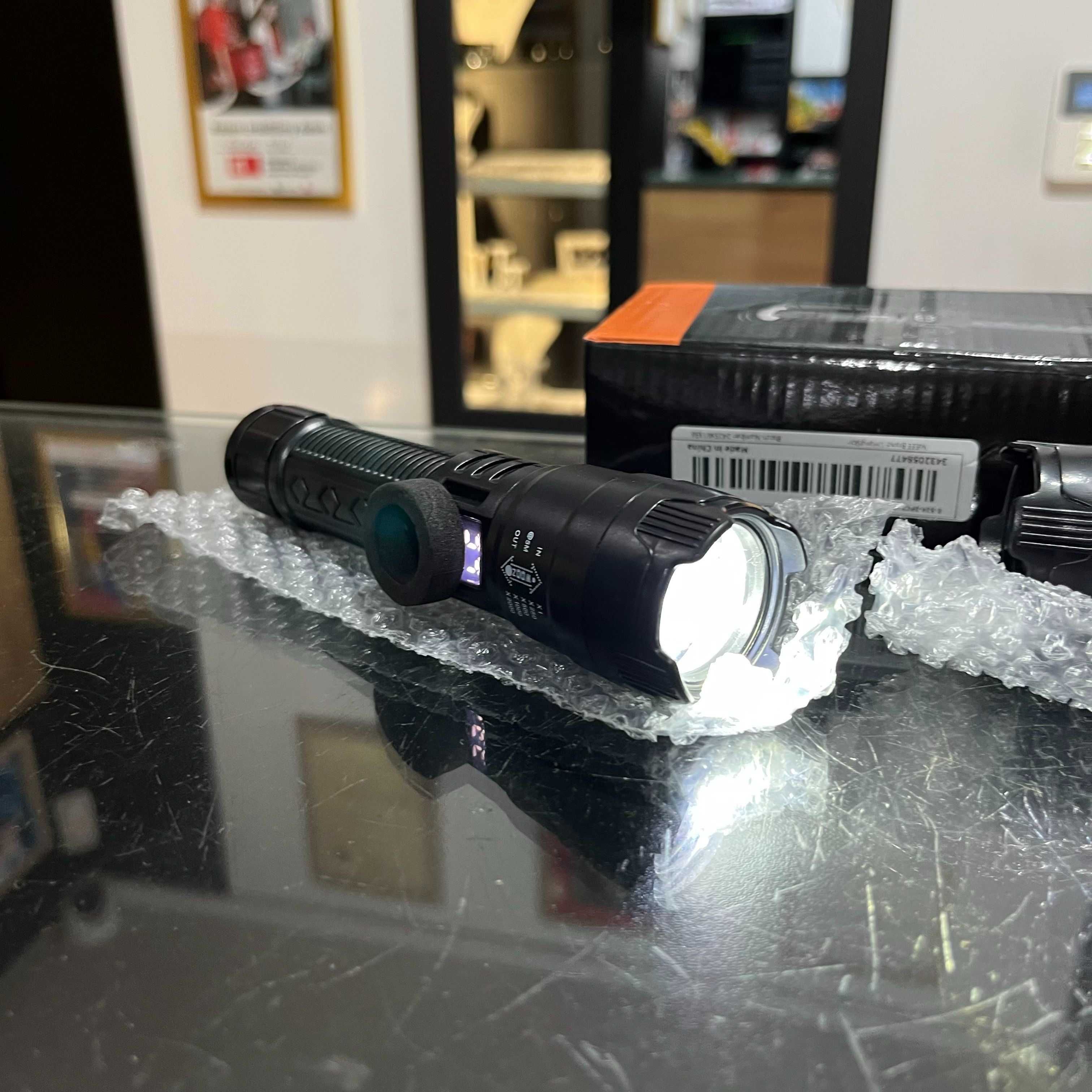 Dwie Latarki LED Jak Nowe