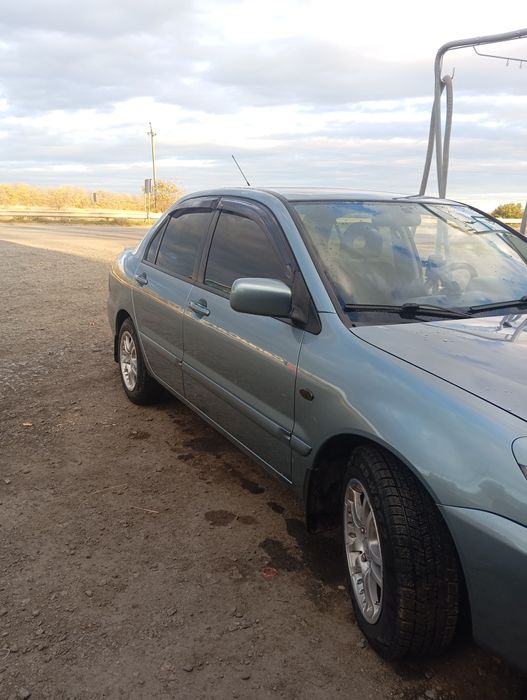 Mitsubishi Ланцер 9 1.6
