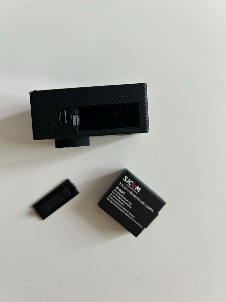 SJCAM kamera sportowa + etuj