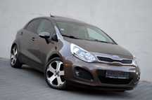 Kia Rio Climatronic_PDC_Skóra_Szyberdach_Bezwypadkowy_ASO