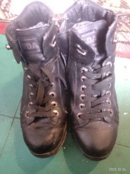 Ботинки тёплые МИДа,37размер