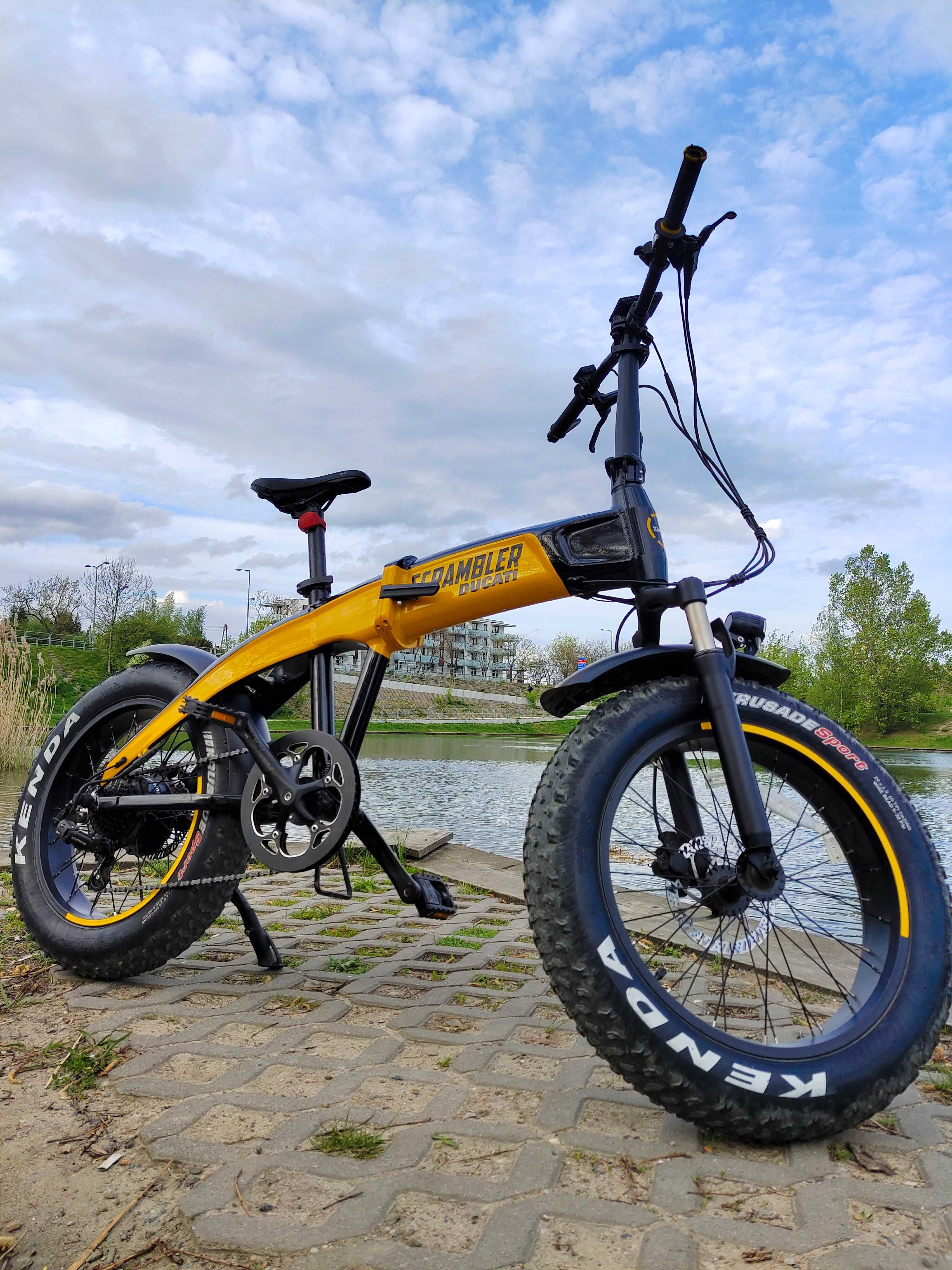 Rower elektryczny Ducati Scrambler