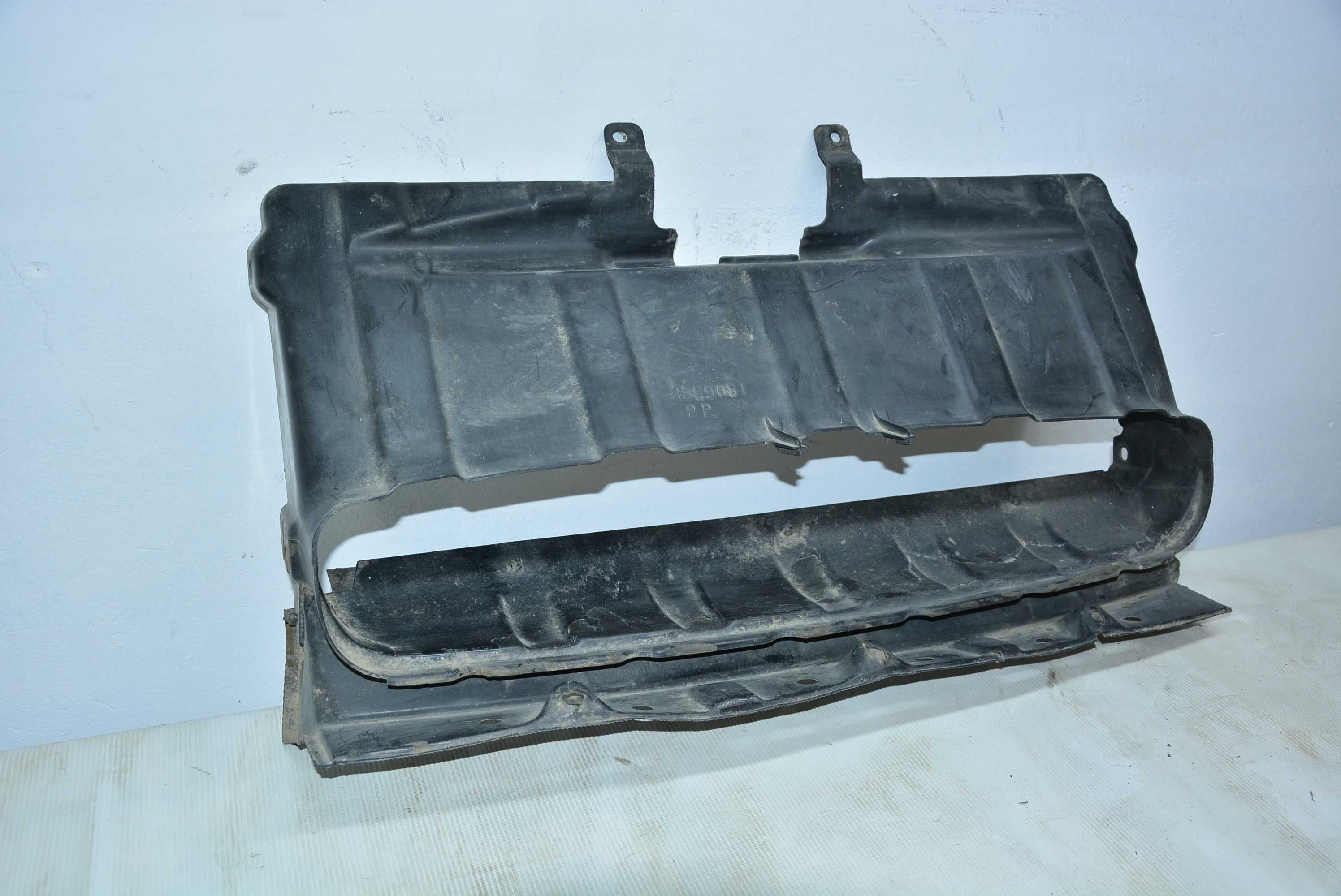 Mitsubishi 3000GT VR4 GTO Dodge Stealth R/T prowadnica powietrza wlot