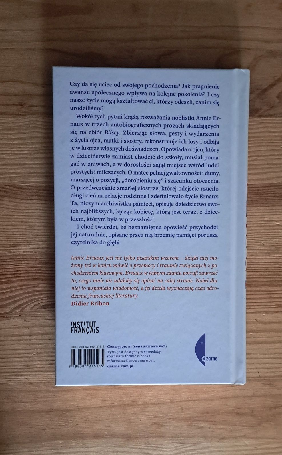 Bliscy. Annie Ernaux.