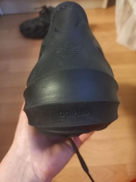 Кросівки adidas 22,5см